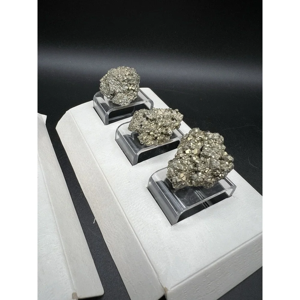 Lucite Acrylic Pyrite Fools Gold Clear Square Napkin Ring Set Of 6